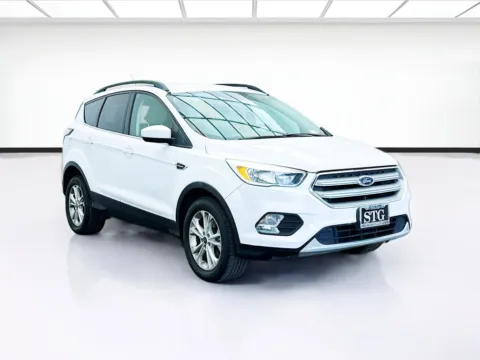 Another view of 2018 Ford Escape SE for sale in Bellflower, CA at STG Bellflower