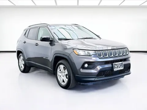 Another view of 2022 Jeep Compass Latitude for sale in Bellflower, CA at STG Bellflower