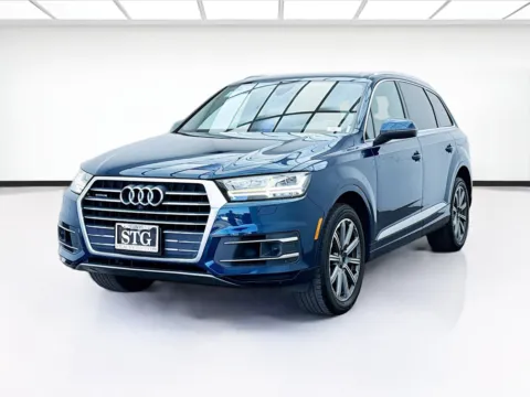 Blue 2018 Audi Q7 3.0T Premium Plus quattro for sale in Bellflower, CA