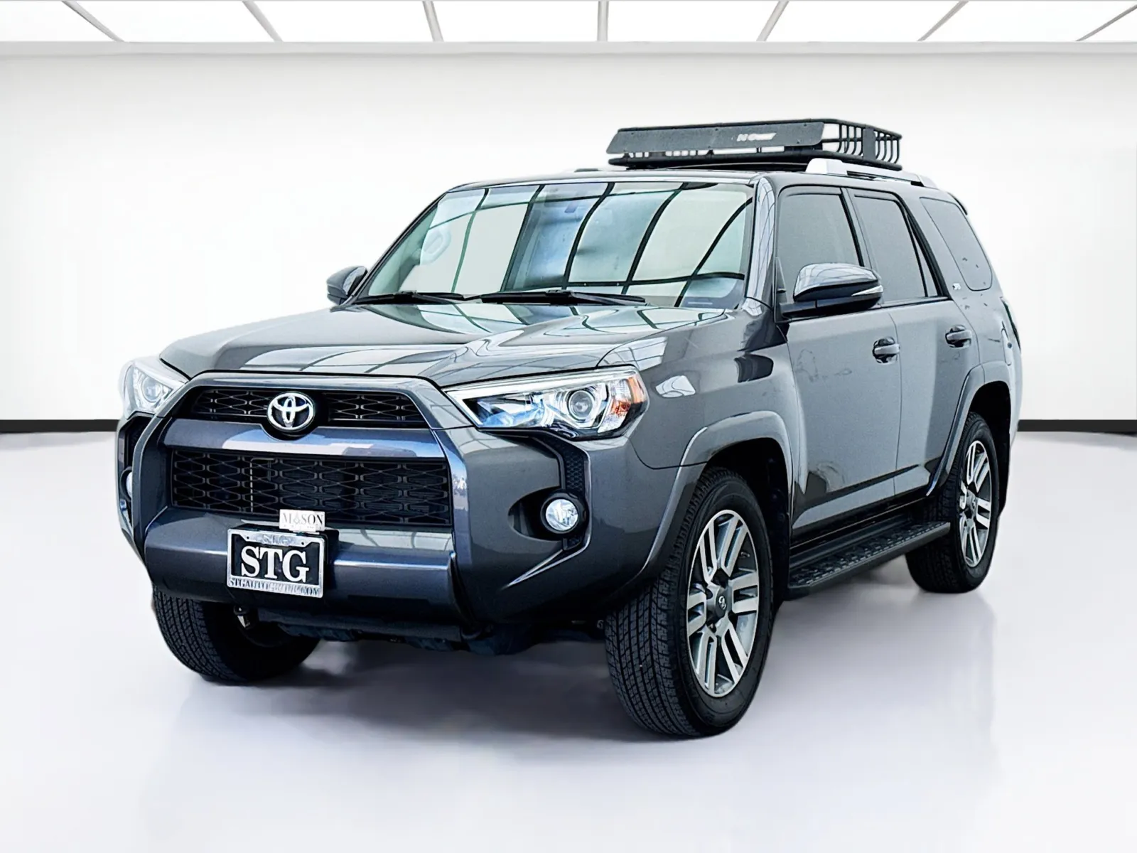 Gray 2018 Toyota 4Runner SR5 Premium for sale in Bellflower, CA
