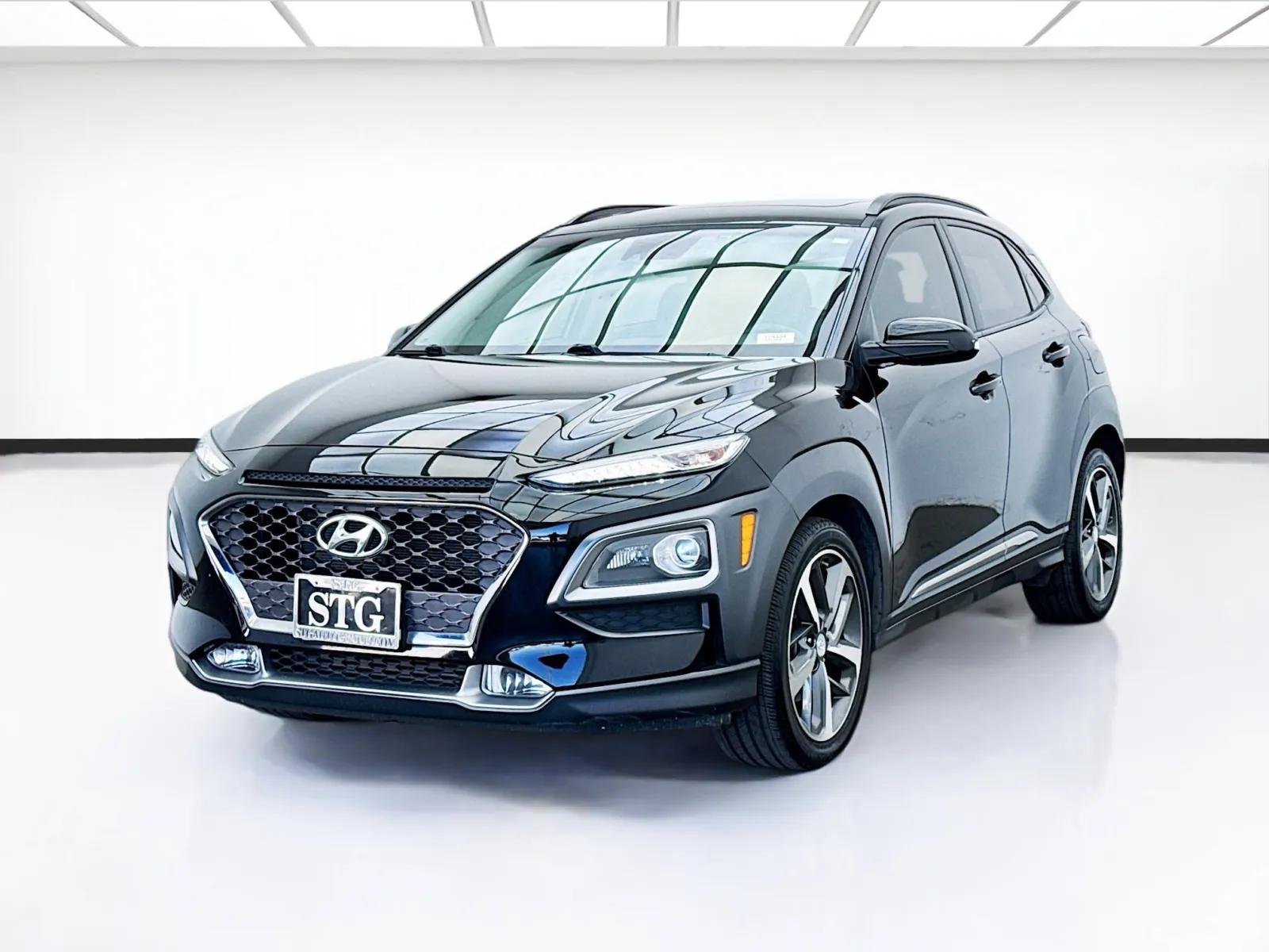 Black 2019 Hyundai Kona Limited for sale in Bellflower, CA
