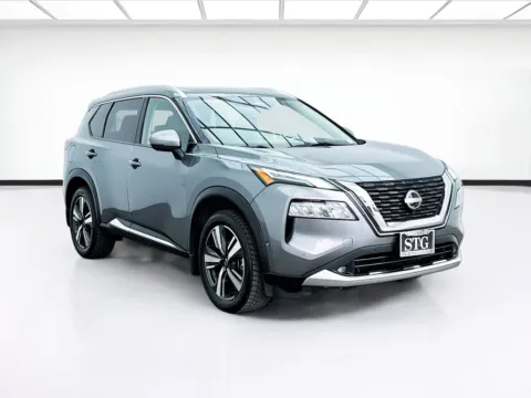 Another view of 2022 Nissan Rogue Platinum for sale in Bellflower, CA at STG Bellflower