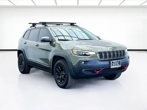 Another view of 2020 Jeep Cherokee Trailhawk for sale in Bellflower, CA at STG Bellflower