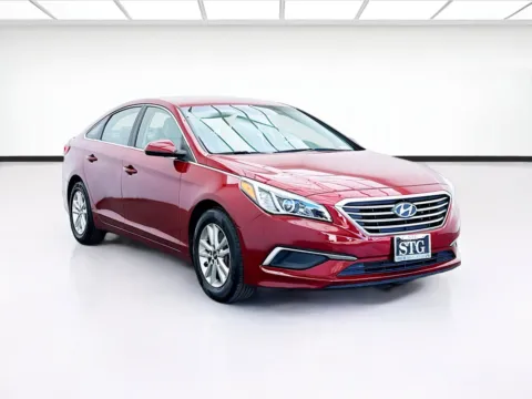Another view of 2016 Hyundai Sonata for sale in Bellflower, CA at STG Bellflower