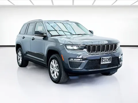 Another view of 2022 Jeep Grand Cherokee Limited for sale in Bellflower, CA at STG Bellflower