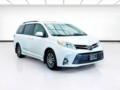 Another view of 2020 Toyota Sienna XLE for sale in Bellflower, CA at STG Bellflower