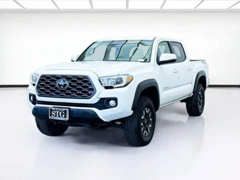 White 2023 Toyota Tacoma V6 for sale in Bellflower, CA