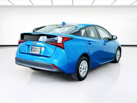 More photos of 2022 Toyota Prius L at STG Bellflower, CA