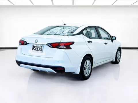More photos of 2020 Nissan Versa 1.6 S at STG Bellflower, CA