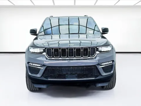 Photos of 2022 Jeep Grand Cherokee Limited for sale in Bellflower, CA at STG Bellflower