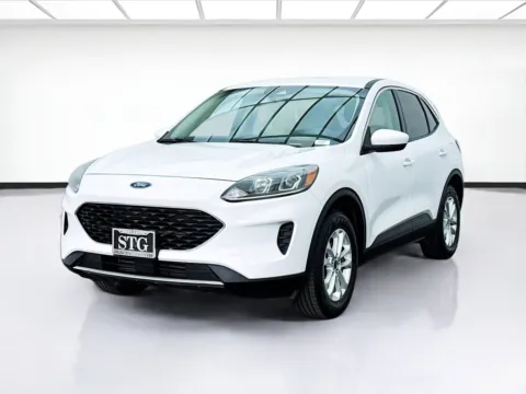 White 2020 Ford Escape SE for sale in Bellflower, CA
