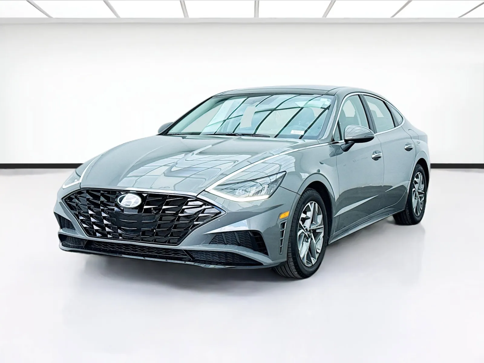 Gray 2023 Hyundai Sonata SEL for sale in Bellflower, CA