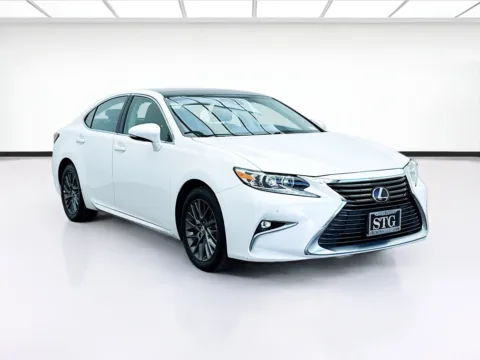 Another view of 2018 Lexus ES 350 for sale in Bellflower, CA at STG Bellflower