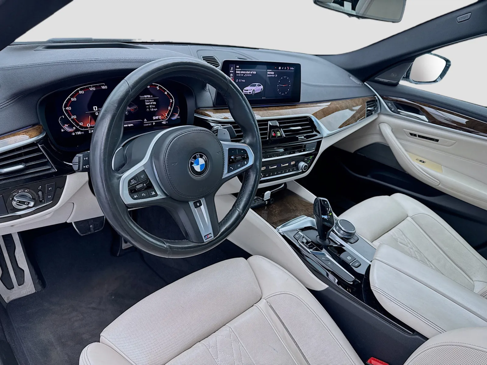 2020 Bmw M550i xDrive Sedan photo 3