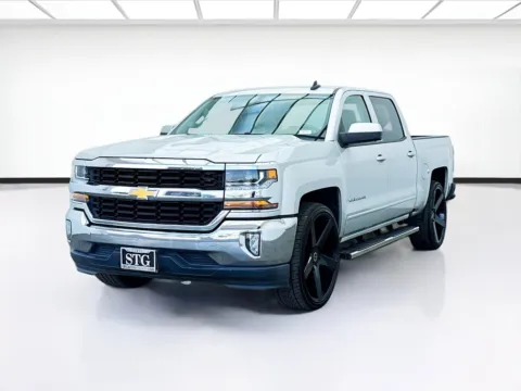 Silver 2018 Chevrolet Silverado 1500 LT LT1 for sale in Bellflower, CA