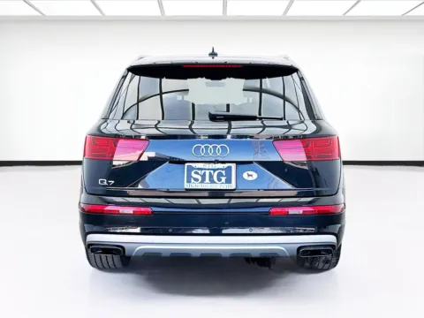 More photos of 2019 Audi Q7 45 Premium quattro at STG Bellflower, CA