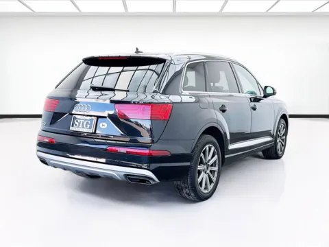 More photos of 2019 Audi Q7 45 Premium quattro at STG Bellflower, CA