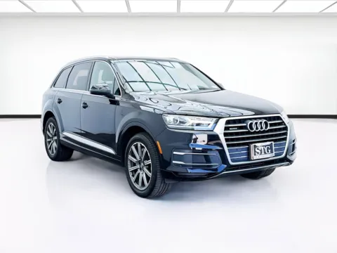 Another view of 2019 Audi Q7 45 Premium quattro for sale in Bellflower, CA at STG Bellflower