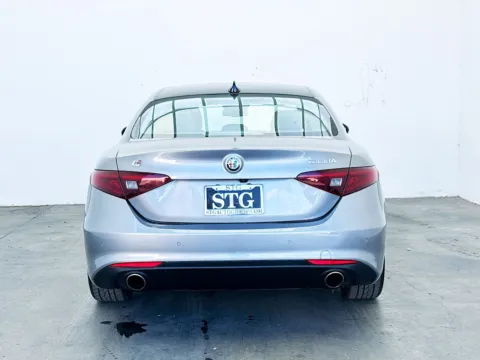 More photos of 2021 Alfa Romeo Giulia Sprint at STG Bellflower, CA
