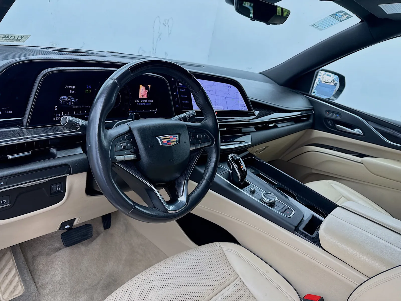 2023 Cadillac Escalade ESV Premium Luxury photo 3