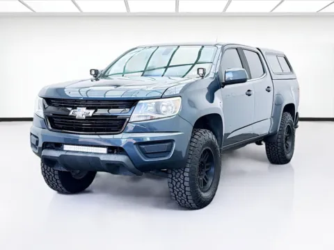 Gray 2019 Chevrolet Colorado LT for sale in Bellflower, CA