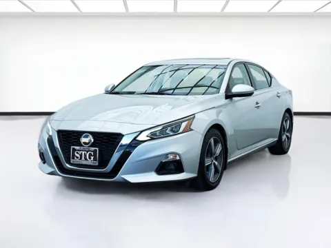 Silver 2019 Nissan Altima 2.5 SL for sale in Bellflower, CA