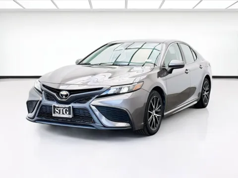 Gray 2021 Toyota Camry for sale in Bellflower, CA
