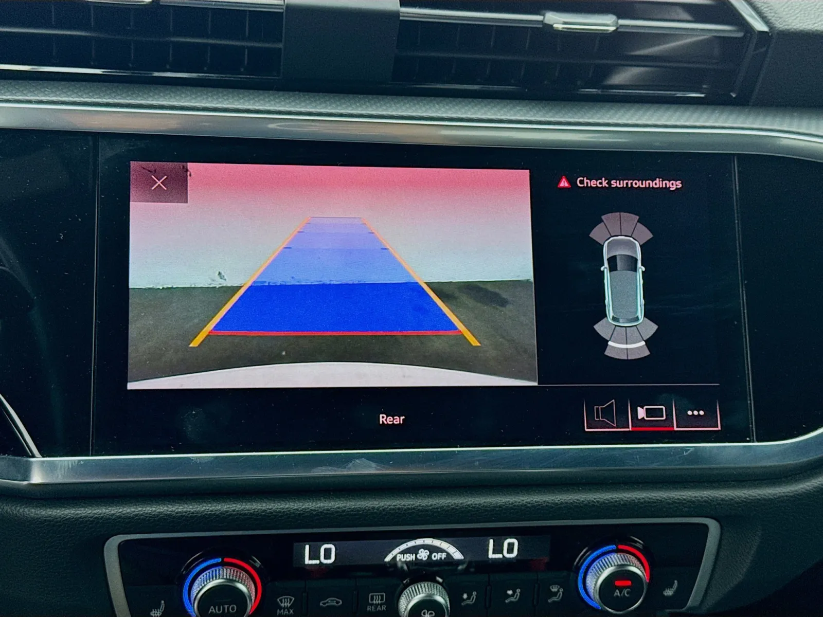 2020 Audi Q3 Premium Plus S line photo 4