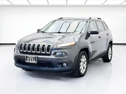 Gray 2017 Jeep Cherokee Latitude for sale in Bellflower, CA