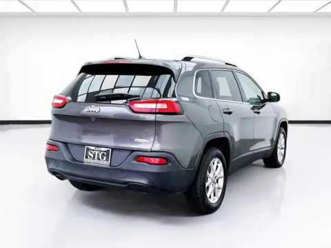 More photos of 2017 Jeep Cherokee Latitude at STG Bellflower, CA