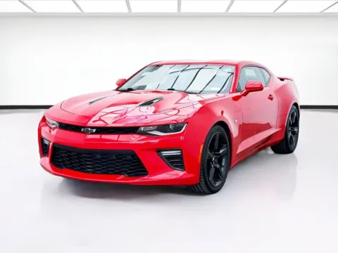 Red 2017 Chevrolet Camaro SS 2SS for sale in Bellflower, CA