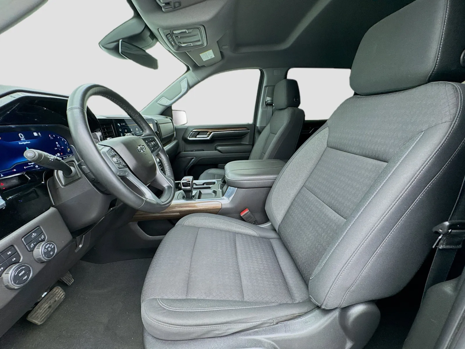 2023 Chevrolet Silverado 1500 LT Trail Boss photo 4