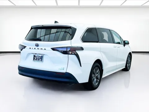 More photos of 2023 Toyota Sienna LE 8 Passenger at STG Bellflower, CA