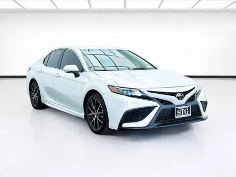 Another view of 2022 Toyota Camry SE for sale in Bellflower, CA at STG Bellflower