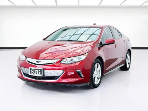 Red 2018 Chevrolet Volt LT for sale in Bellflower, CA