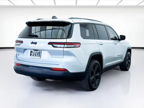 More photos of 2023 Jeep Grand Cherokee L Altitude at STG Bellflower, CA