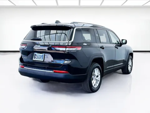 More photos of 2022 Jeep Grand Cherokee L Laredo at STG Bellflower, CA