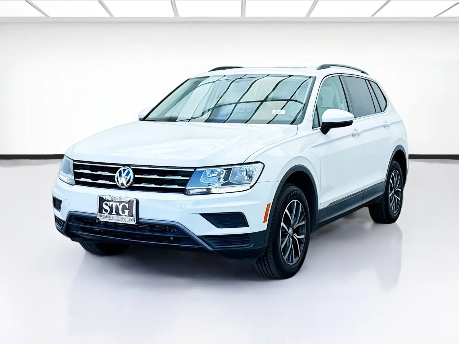 White 2020 Volkswagen Tiguan 2.0T SE for sale in Bellflower, CA