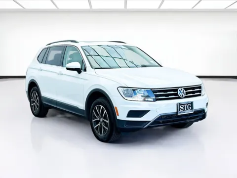 Another view of 2020 Volkswagen Tiguan for sale in Bellflower, CA at STG Bellflower