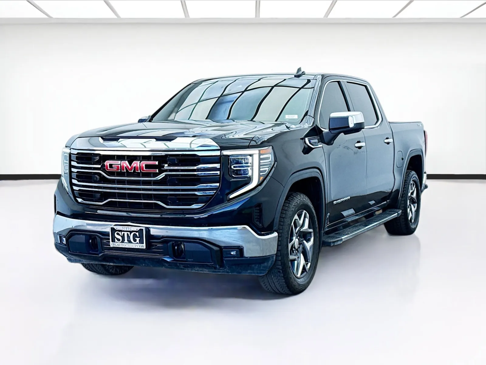 Black 2023 GMC Sierra 1500 SLT W/TEXAS EDITION PREMIUM & X31 OFF ROAD PACKAGE for sale in Bellflower, CA