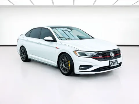 Another view of 2020 Volkswagen Jetta SEL Premium for sale in Bellflower, CA at STG Bellflower