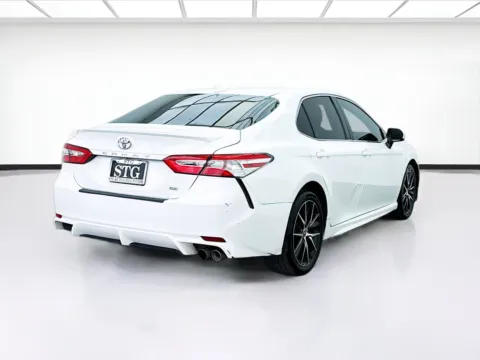 More photos of 2020 Toyota Camry SE at STG Bellflower, CA
