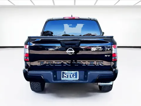 More photos of 2022 Nissan Frontier SV 6CYL W/CUSTOM WHEELS & BUMPER at STG Bellflower, CA