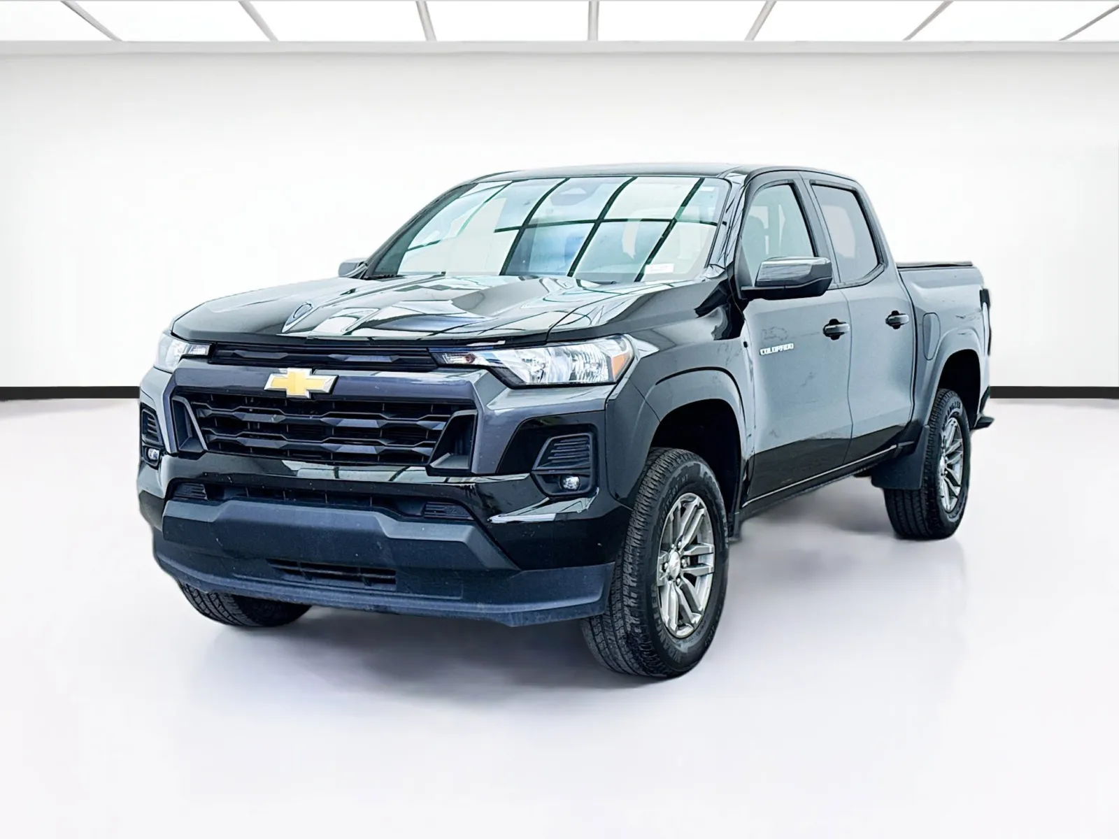 Black 2023 Chevrolet Colorado LT for sale in Bellflower, CA