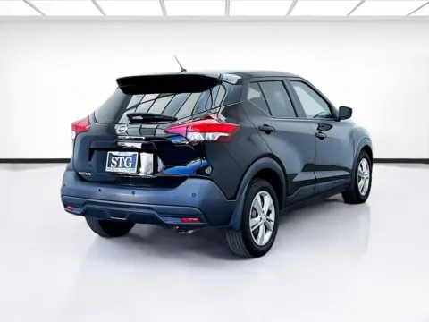 More photos of 2020 Nissan Kicks S at STG Bellflower, CA