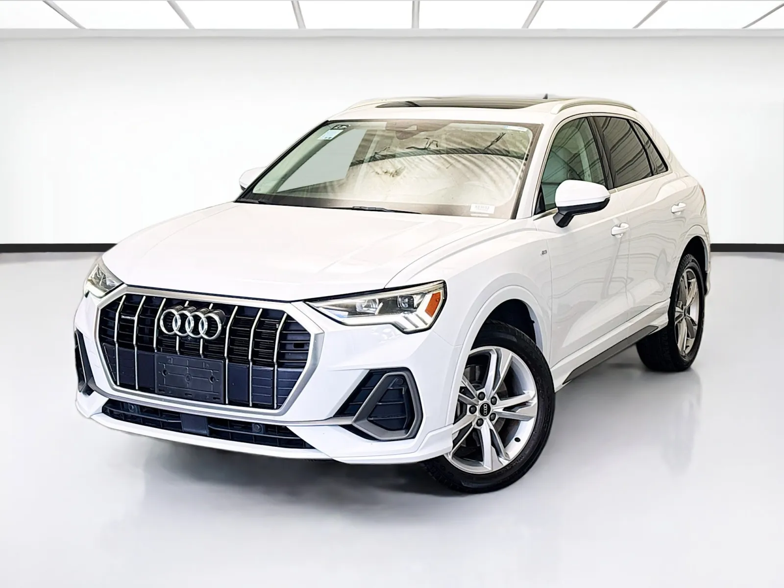 White 2022 Audi Q3 Premium Plus S Line quattro for sale in Bellflower, CA