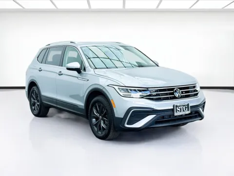 Another view of 2022 Volkswagen Tiguan 2.0T SE for sale in Bellflower, CA at STG Bellflower