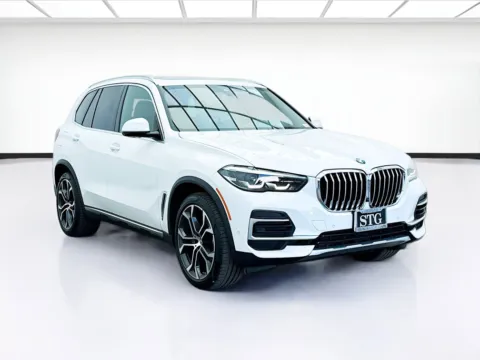 Another view of 2023 BMW X5 sDrive40i for sale in Bellflower, CA at STG Bellflower