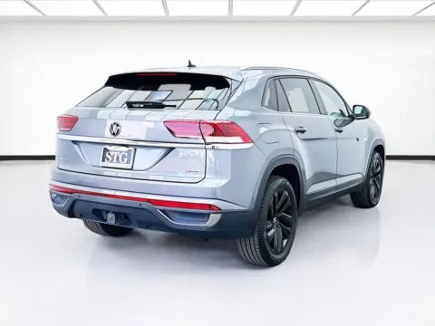 More photos of 2022 Volkswagen Atlas Cross Sport 3.6L V6 SE w/Technology at STG Bellflower, CA