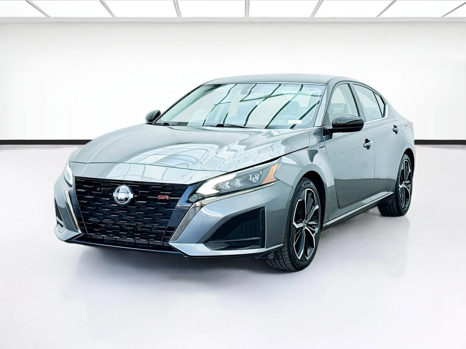 Gray 2023 Nissan Altima 2.5 SR for sale in Bellflower, CA